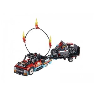 LEGO Technic 42106  Truck En Motor Voor Stuntshow